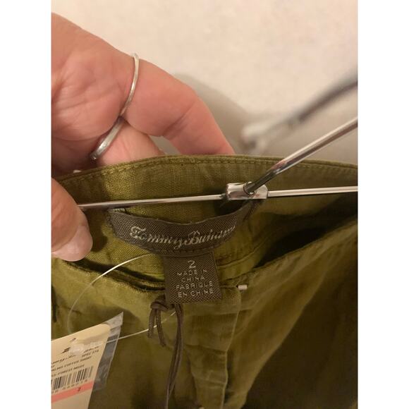Tommy Bahama 100% Linen Two Palms Cuffed Short Forest Moss NWT Women Size 2 - Picture 7 of 7